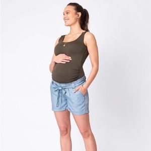 Seraphine Chambray Denim Maternity Shorts